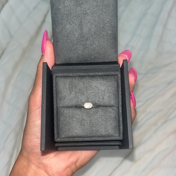 David Yurman cable oval ring - Picture 3 of 8